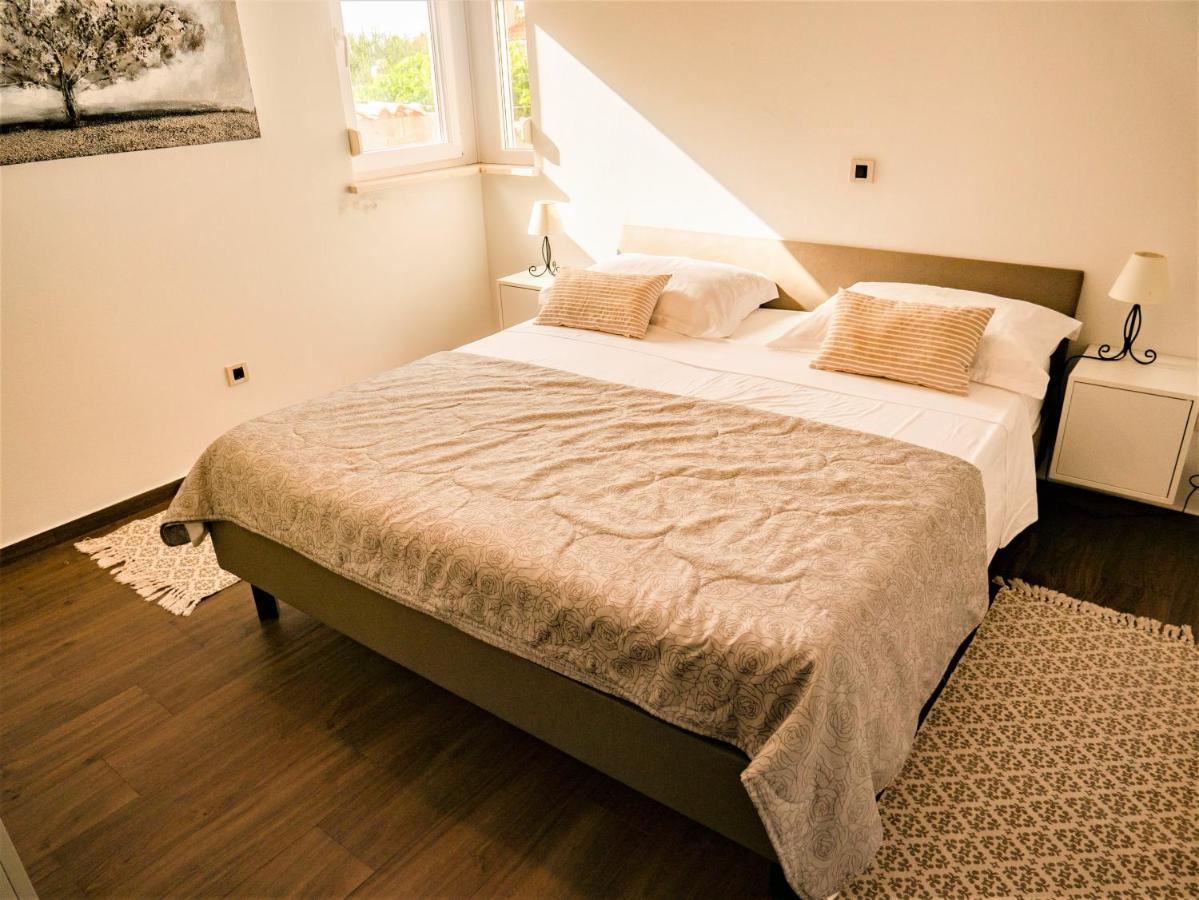 Apartment Sea&Mountain Vinjerac Εξωτερικό φωτογραφία
